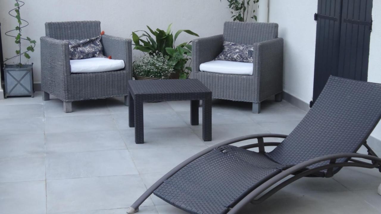 Chambre Cote Jardin Ним Экстерьер фото